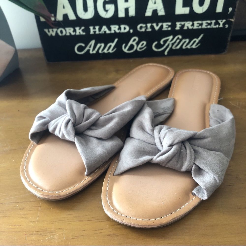 ✨Minimalist Sueded Slides✨